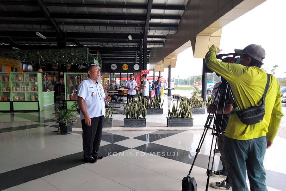 Asisten : Keberadaan jalan tol sangat bermanfaat bagi pertumbuhan ekonomi masyarakat