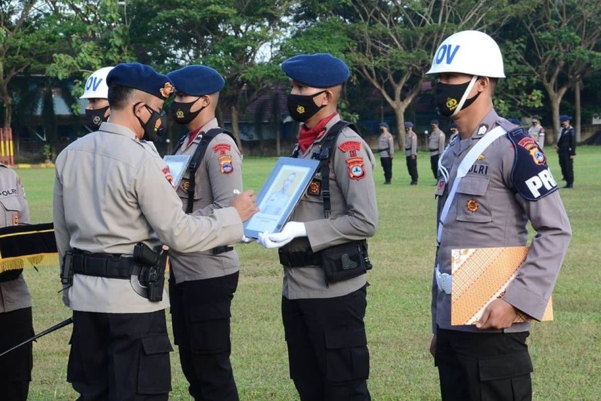 Dua polisi di Kalimantan dipecat secara tidak hormat