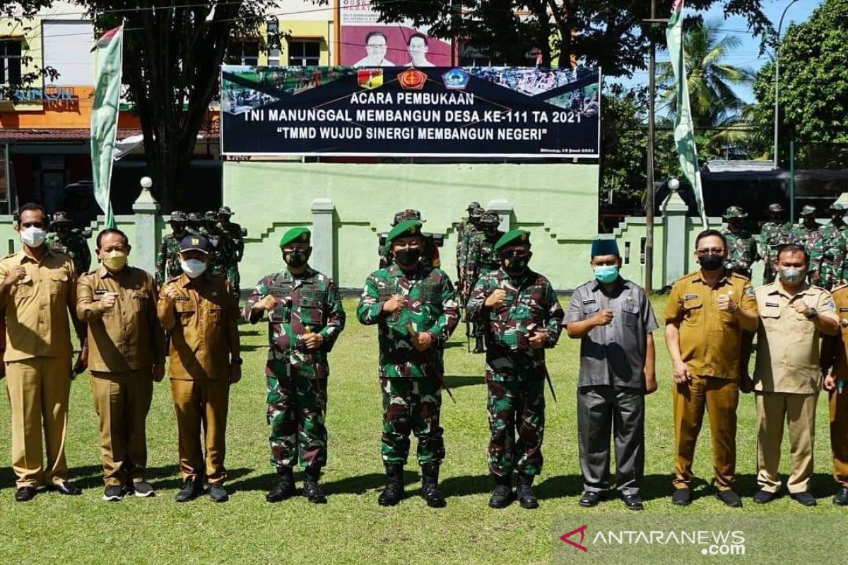 TMMD ke-111 rintis jalan perkebunan Kota Bitung