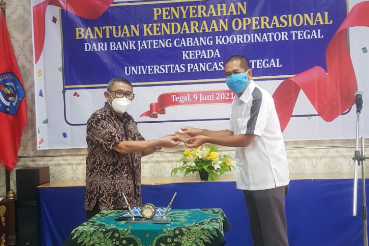 Bank Jateng berikan mobil operasional ke UPS Tegal