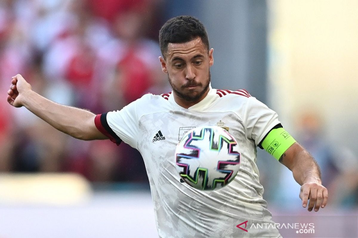 Hazard tak biarkan engkelnya halangi penampipannya di level tertinggi