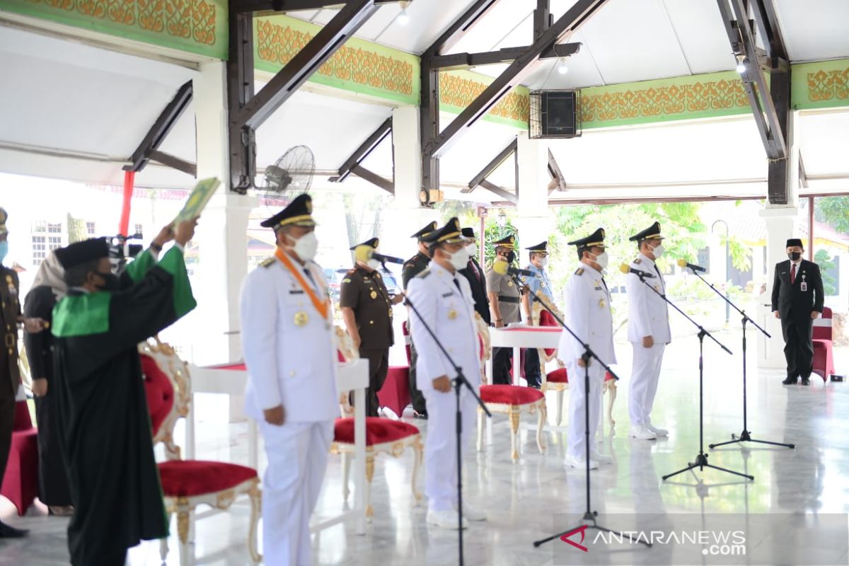 Gubri Lantik kepala daerah Siak dan Rohul, ini pesannya