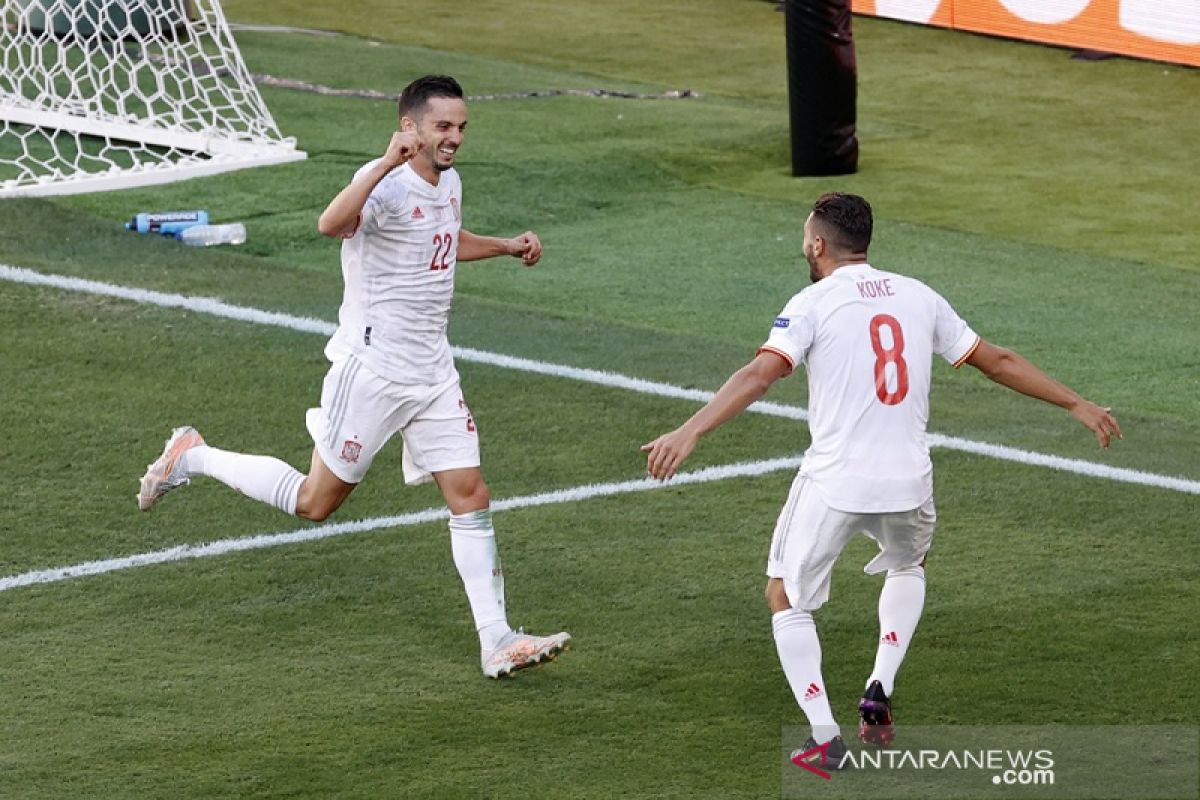 Spanyol gilas Slovakia 5-0 menuju babak 16 besar