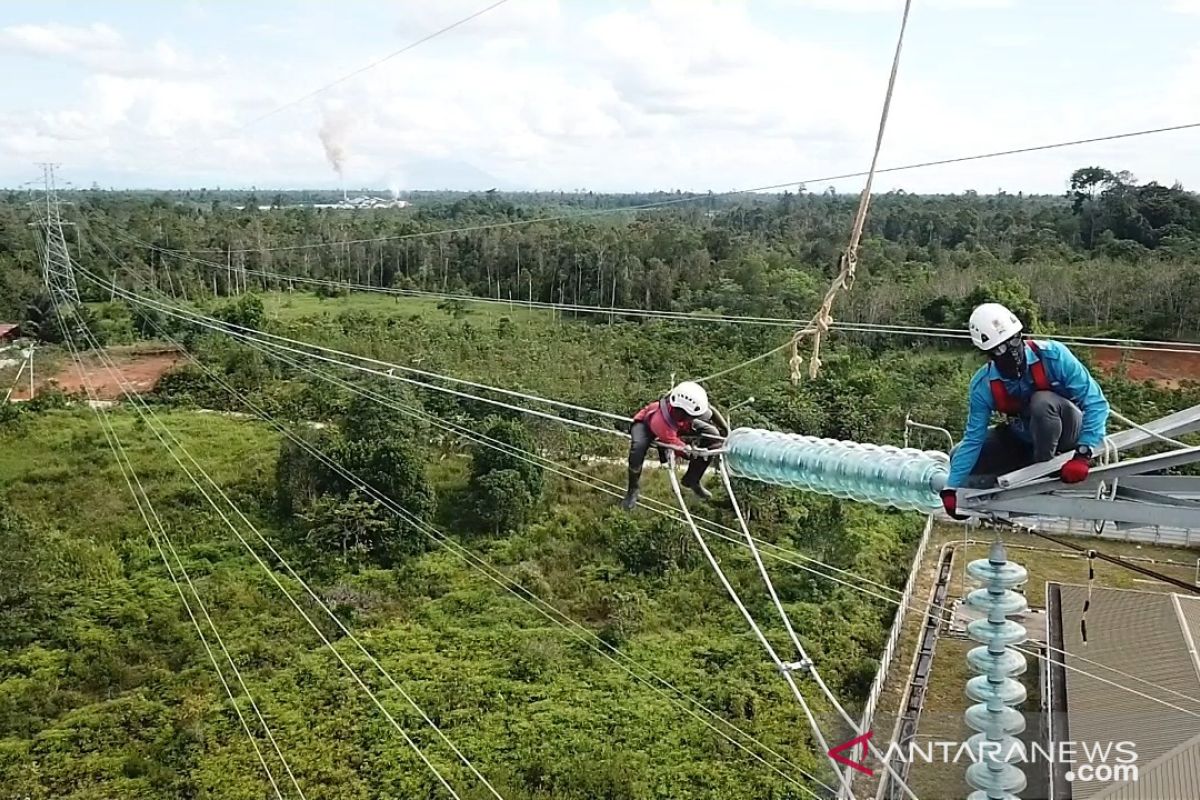 PLN sebut tinggal satu desa di Bengkulu belum teraliri listrik