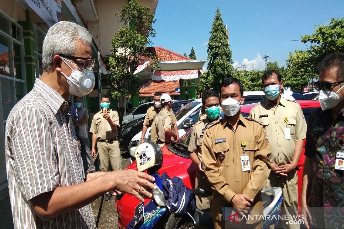 Ganjar minta TNI/Polri bantu pelaksanaan "lockdown" di 7.000 RT