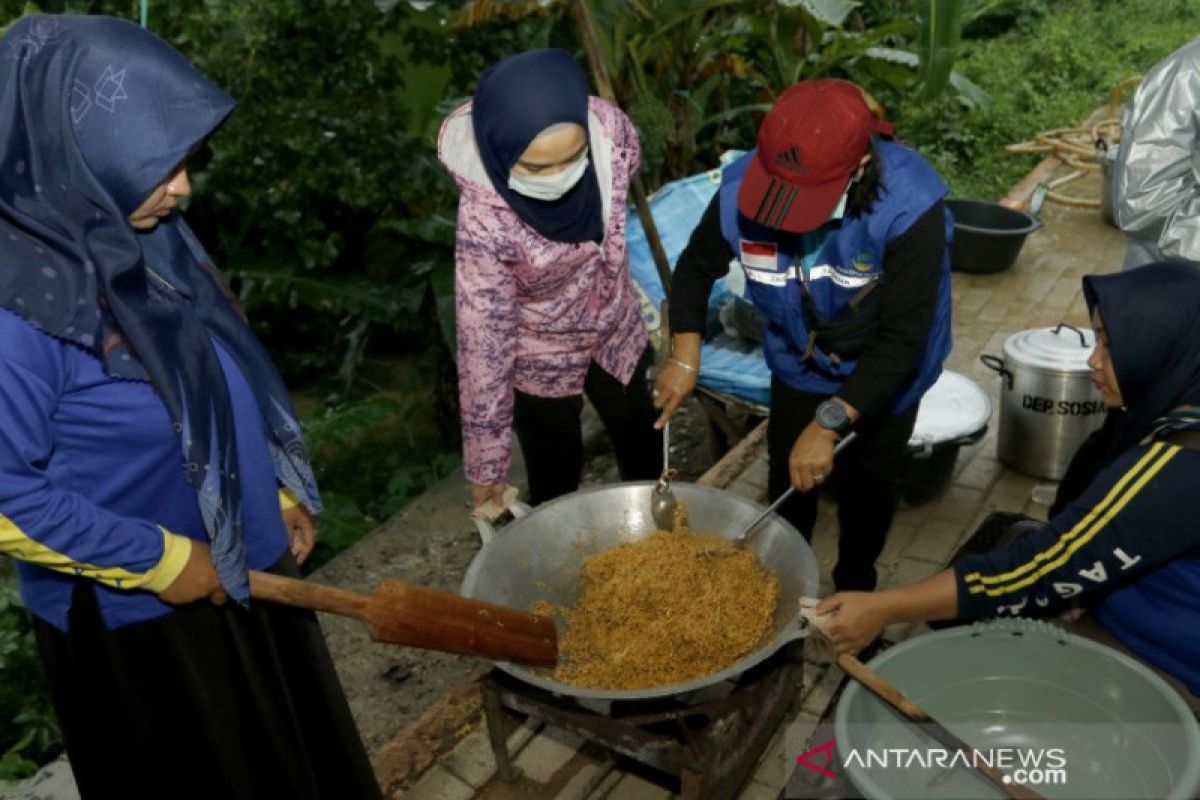 Sebanyak 78 KK korban banjir Sungai Wanggu Kendari mengungsi