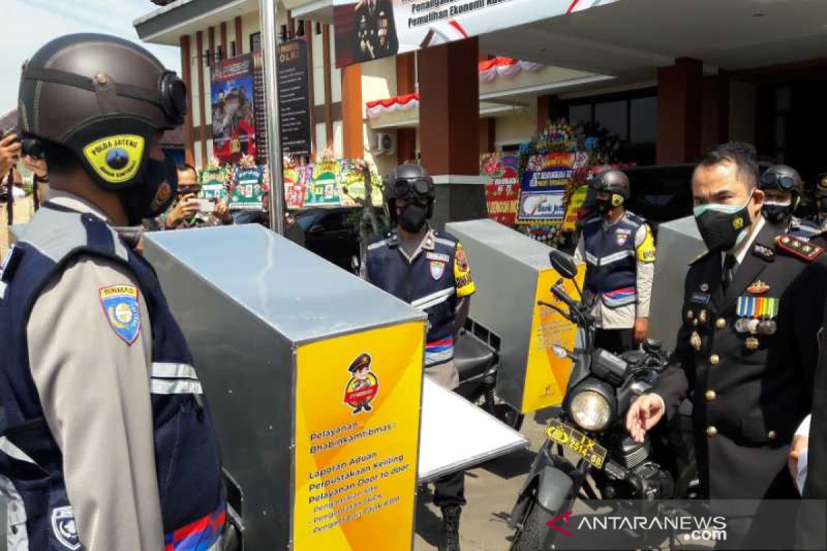 Polres Temanggung meluncurkan perpustakaan keliling