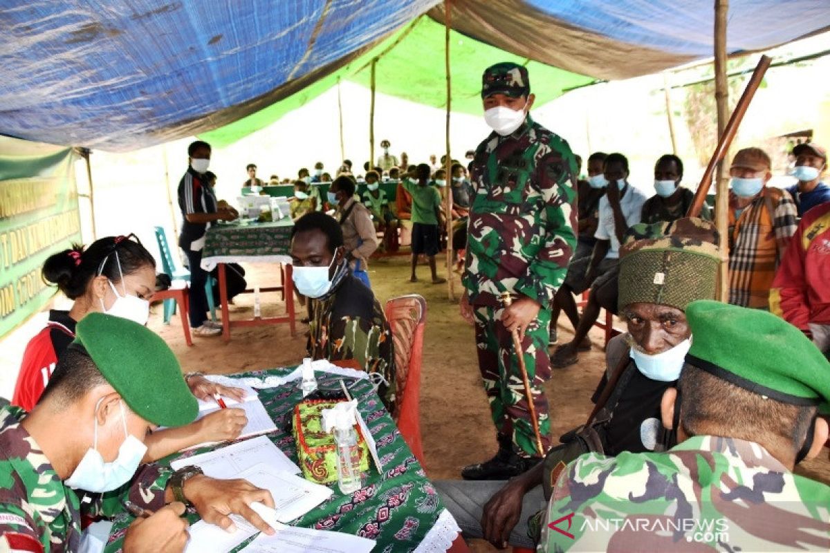 Kodim 1707/Merauke lakukan vaksinasi warga di perbatasan RI-PNG