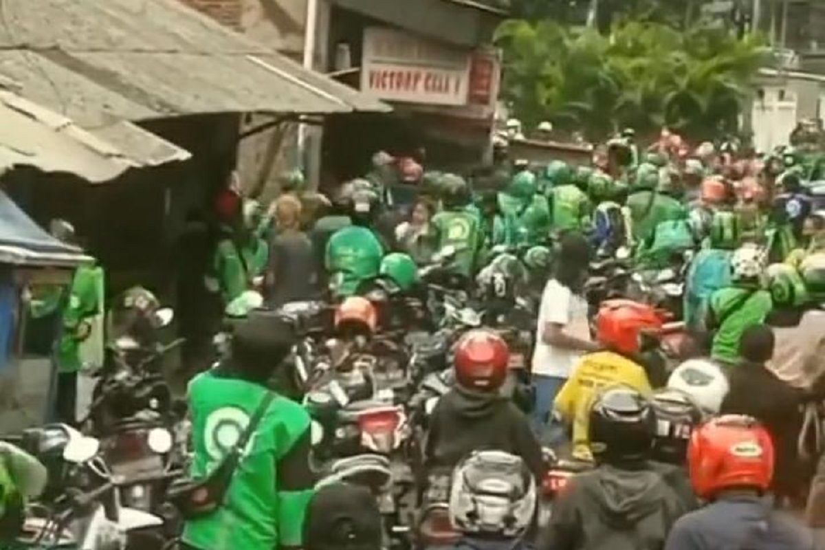 Polisi tangkap komplotan