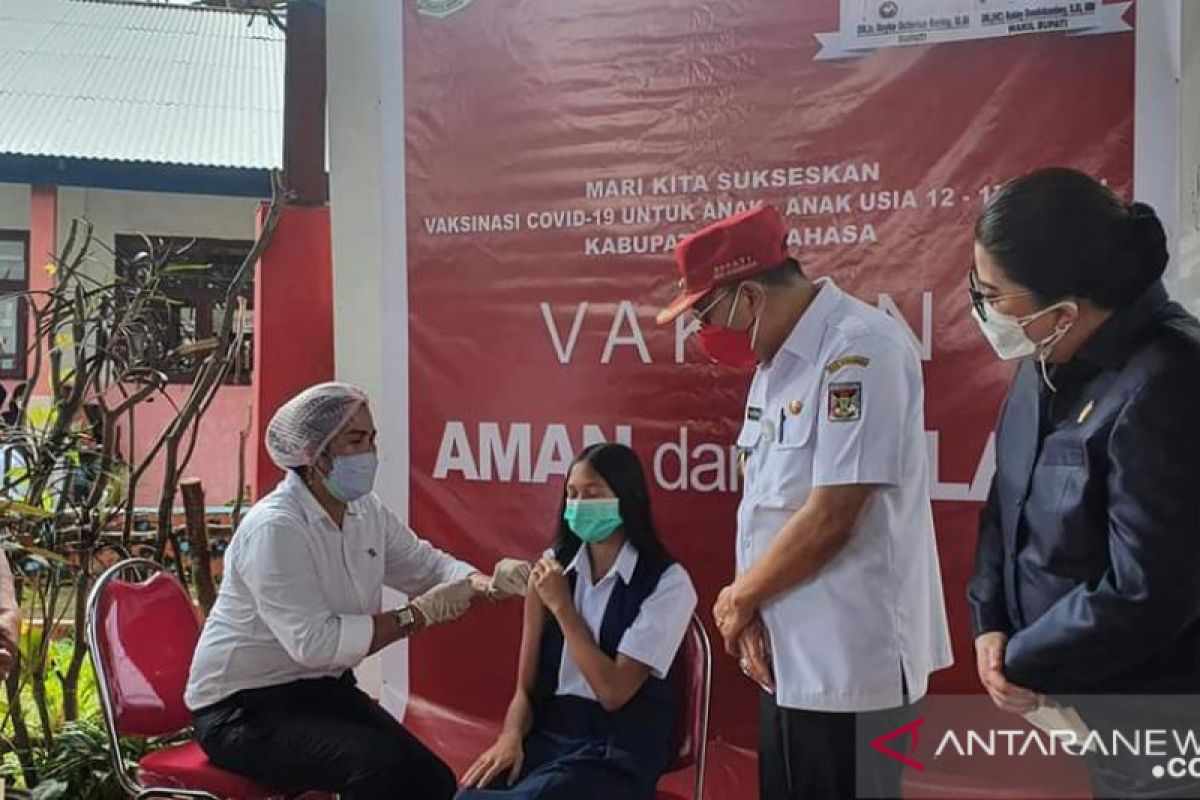 Pemkab Minahasa harapkan kesadaran masyarakat bersedia divaksin COVID-19