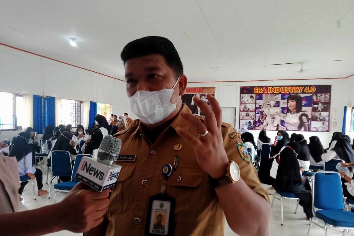 Peserta pelatihan BLK Lubuk Sikaping divaksin COVID-19 (Video)