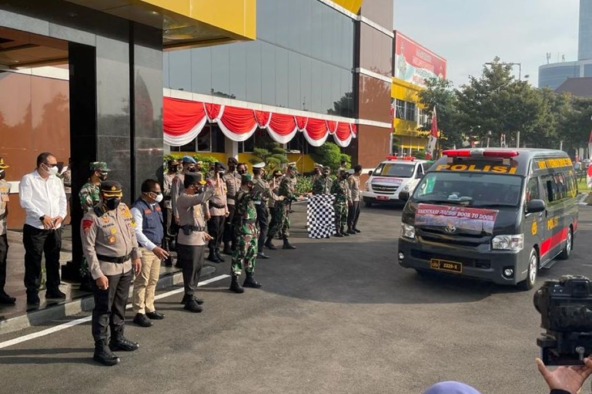 Jatim mulai kerahkan puuhan ambulans vaksinasi "door to door"