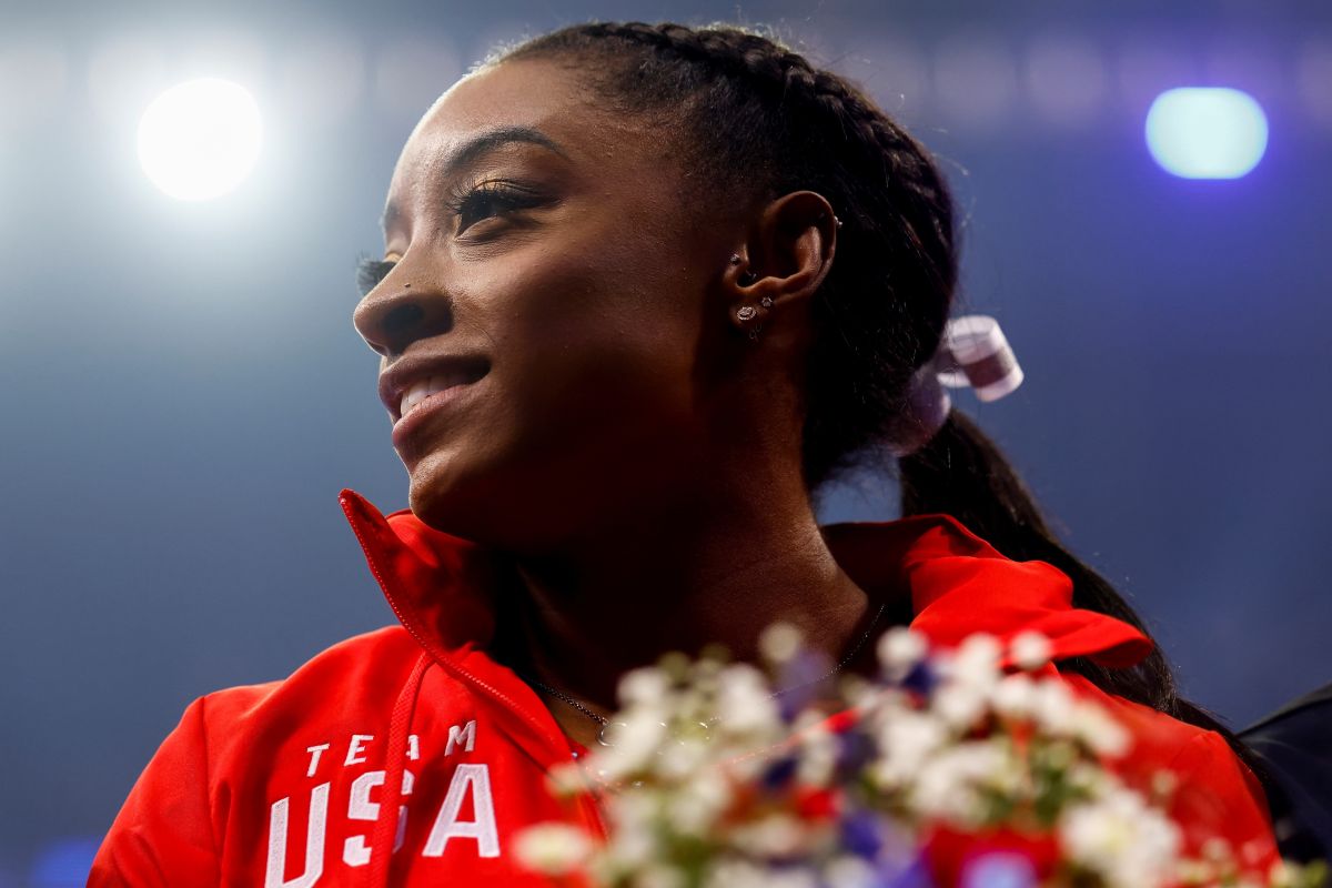 Siapa bisa kalahkan Simone Biles? Hanya Biles sendiri