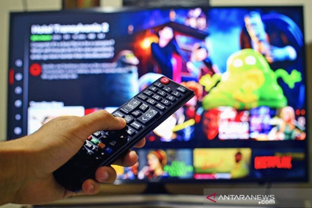 Kominfo diminta tak buru-buru alihkan siaran TV anolog ke digital