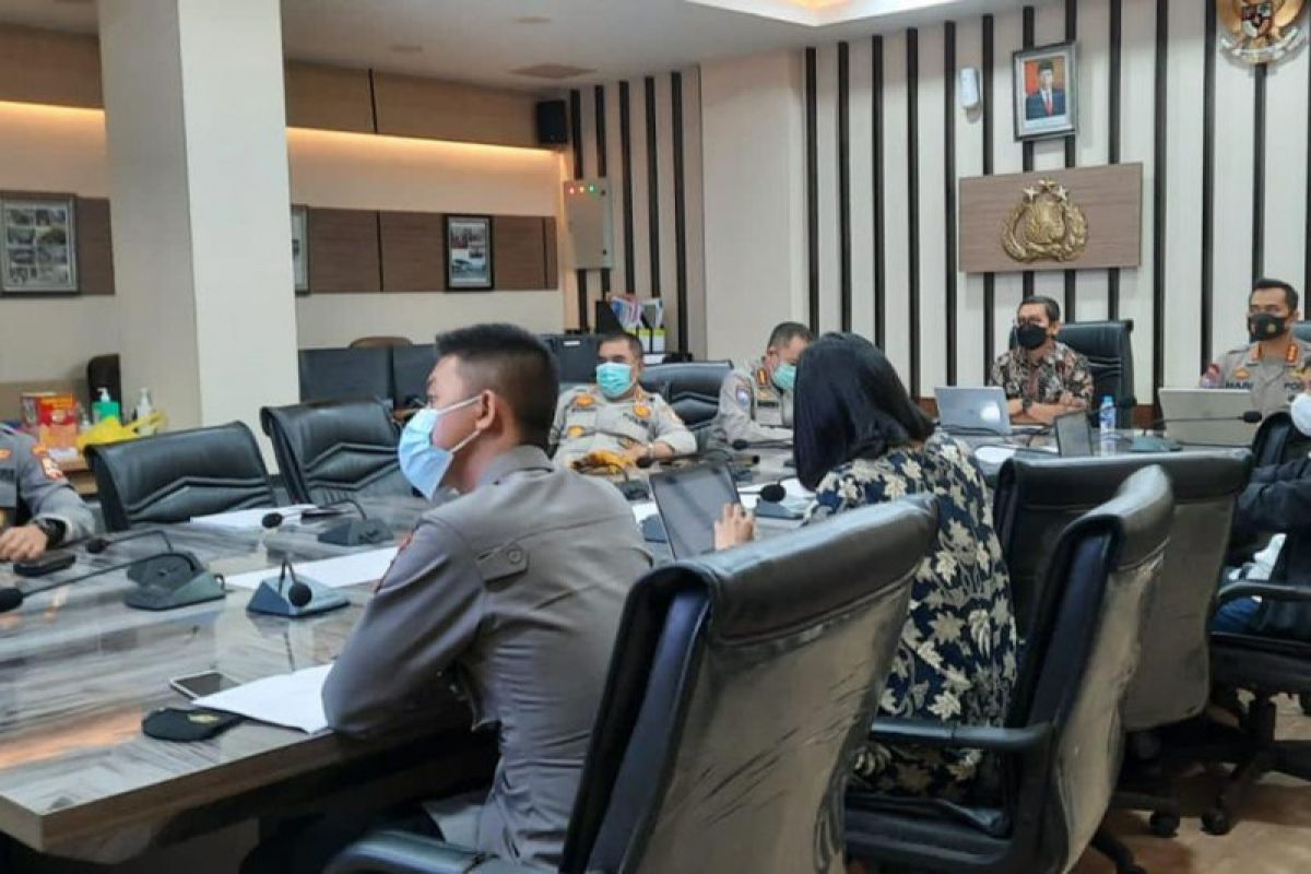 Gelar FGD, Polri Paparkan Prinsip Pemolisian Di Tengah Pandemi COVID-19