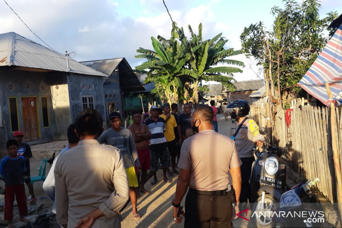 Mabuk miras bareng dan joget organ tunggal bareng, Bula tewas dibacok rekannya