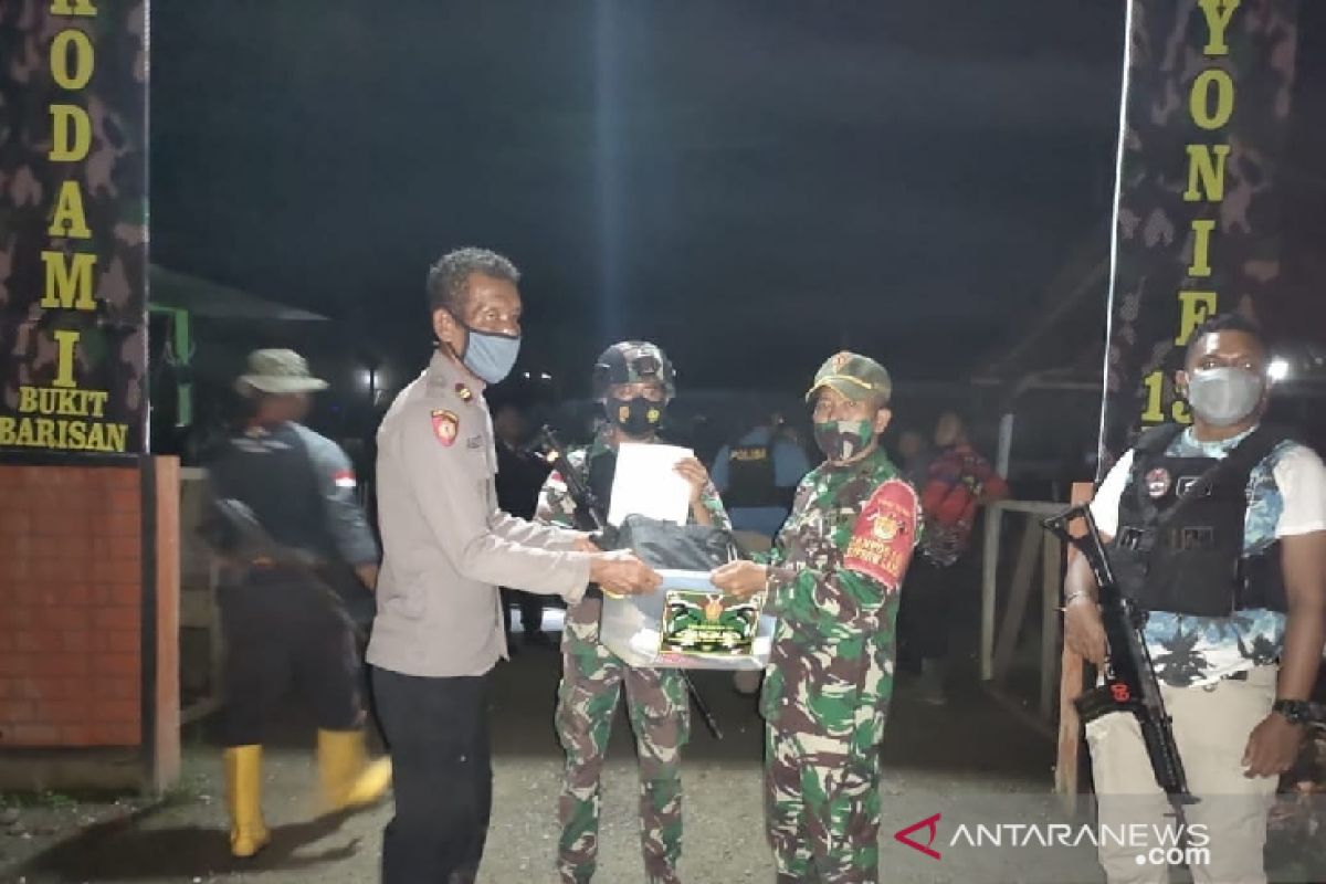 Satgas TNI Yonif 131 tangkap enam orang terduga TPNPB/OPM di perbatasan RI-PNG