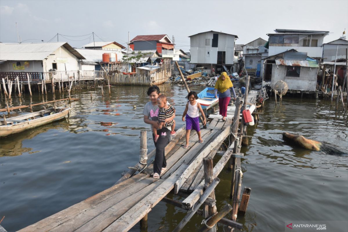 Ancaman tenggelam serta tsunami Jakarta dan mitigasi bencana