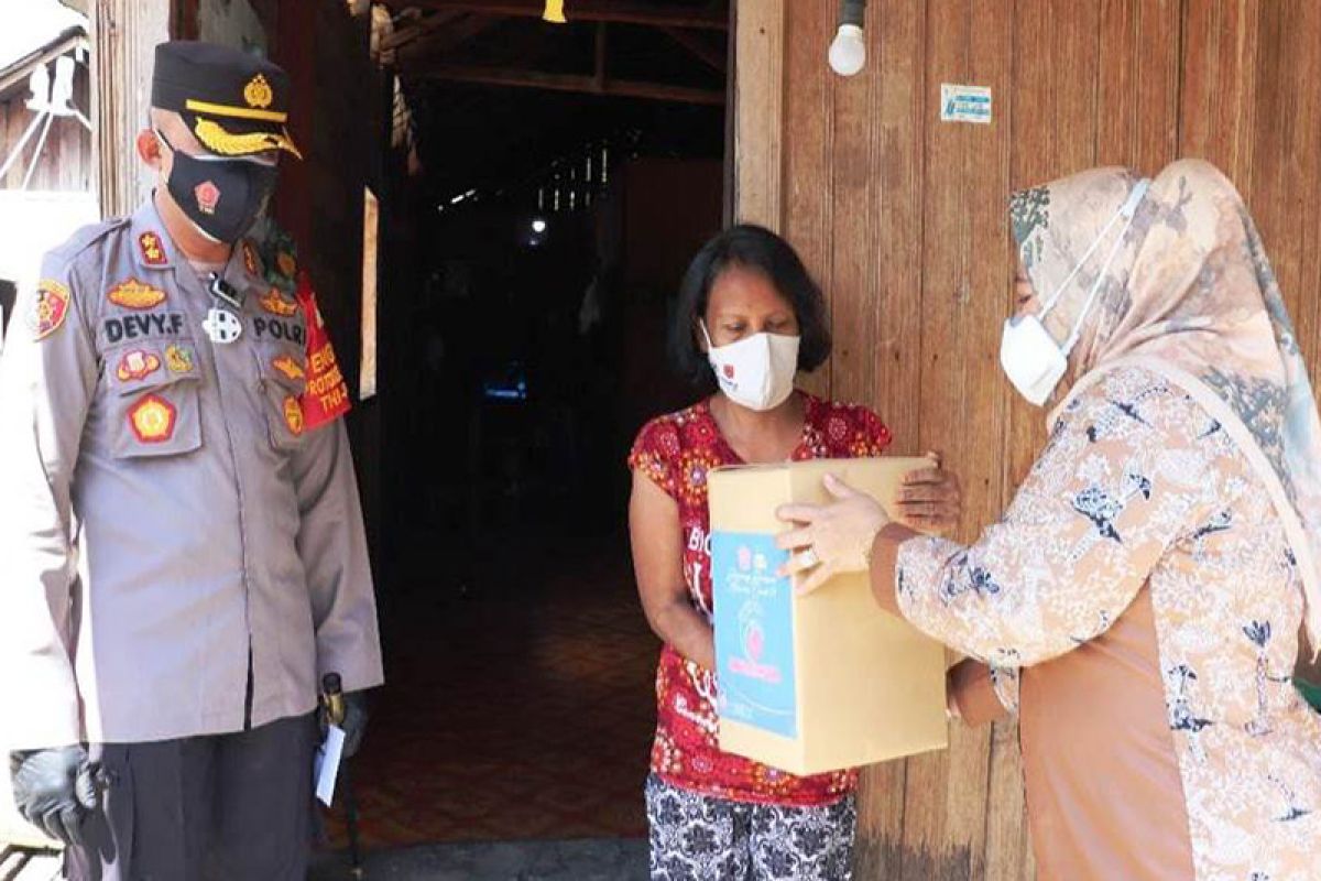 Bupati Kobar: Bansos ke keluarga terpapar COVID-19 sedang dipersiapkan