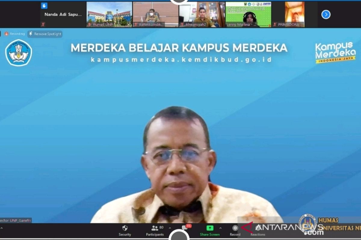 UNP menyelenggarakan Workshop Pembuatan KTI dan Jurnal Ber-ISSN secara daring