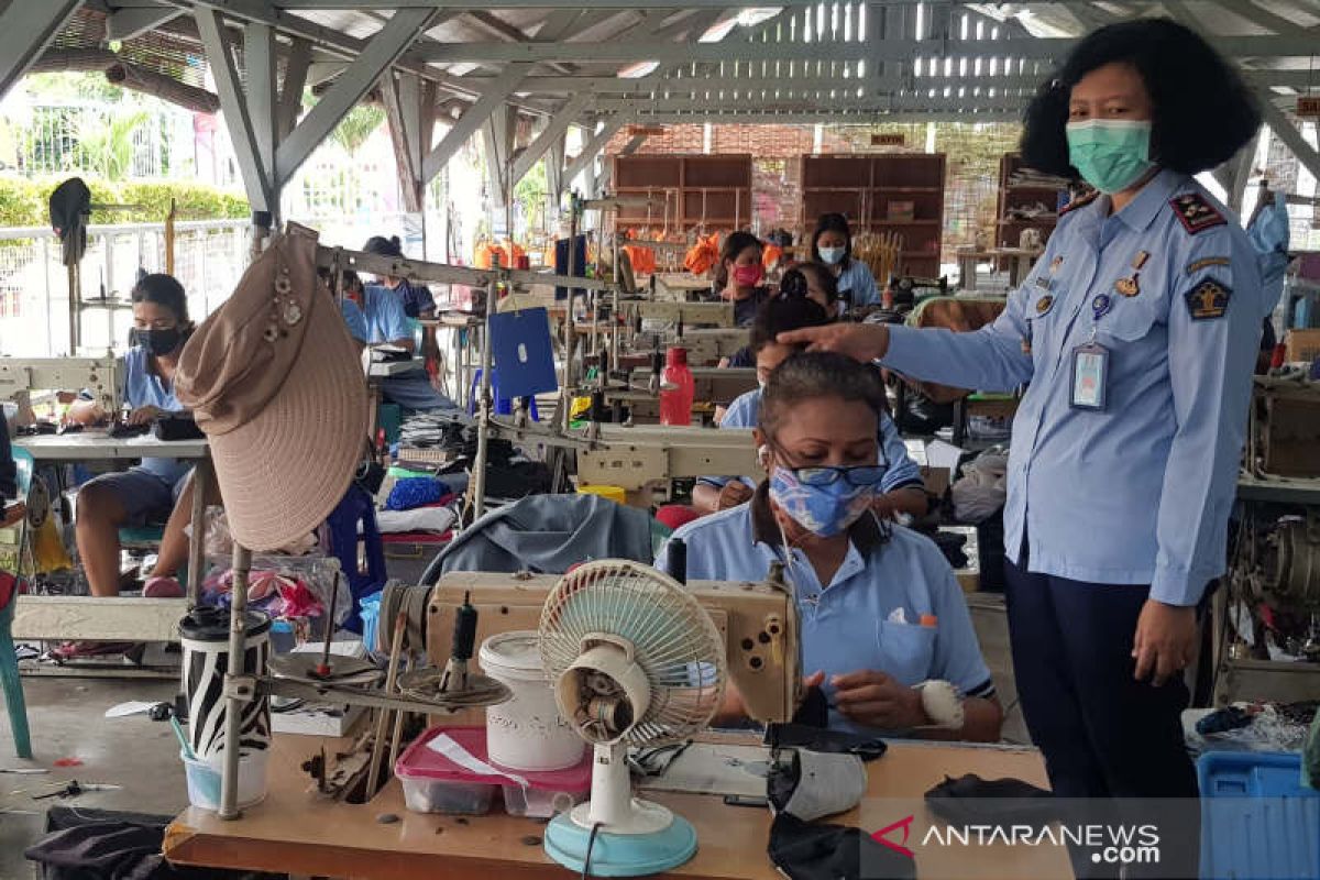 Lapas Perempuan Semarang siap hasilkan mantan napi siap  kerja