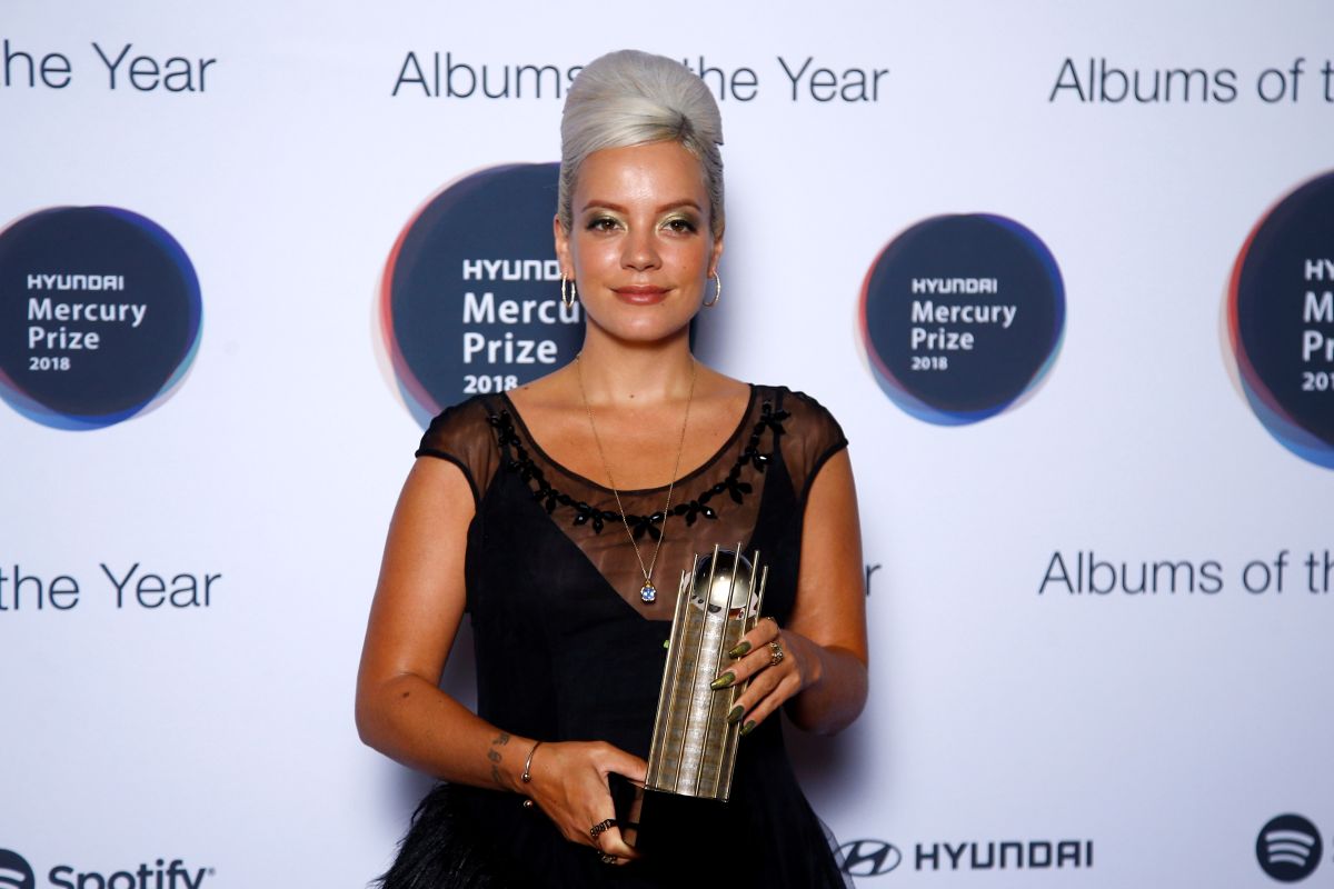 Debut di teater, Lily Allen lebih tegang  ketimbang "manggung"