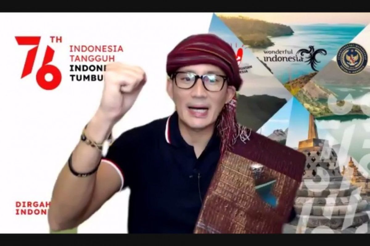 Sandiaga Uno sebut serbuan Vaksinasi TNI-pengembangan kriya pulihkan Danau Toba