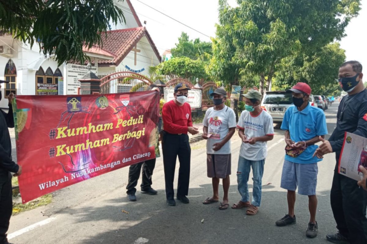 Bapas Nusakambangan bantu warga terdampak COVID-19