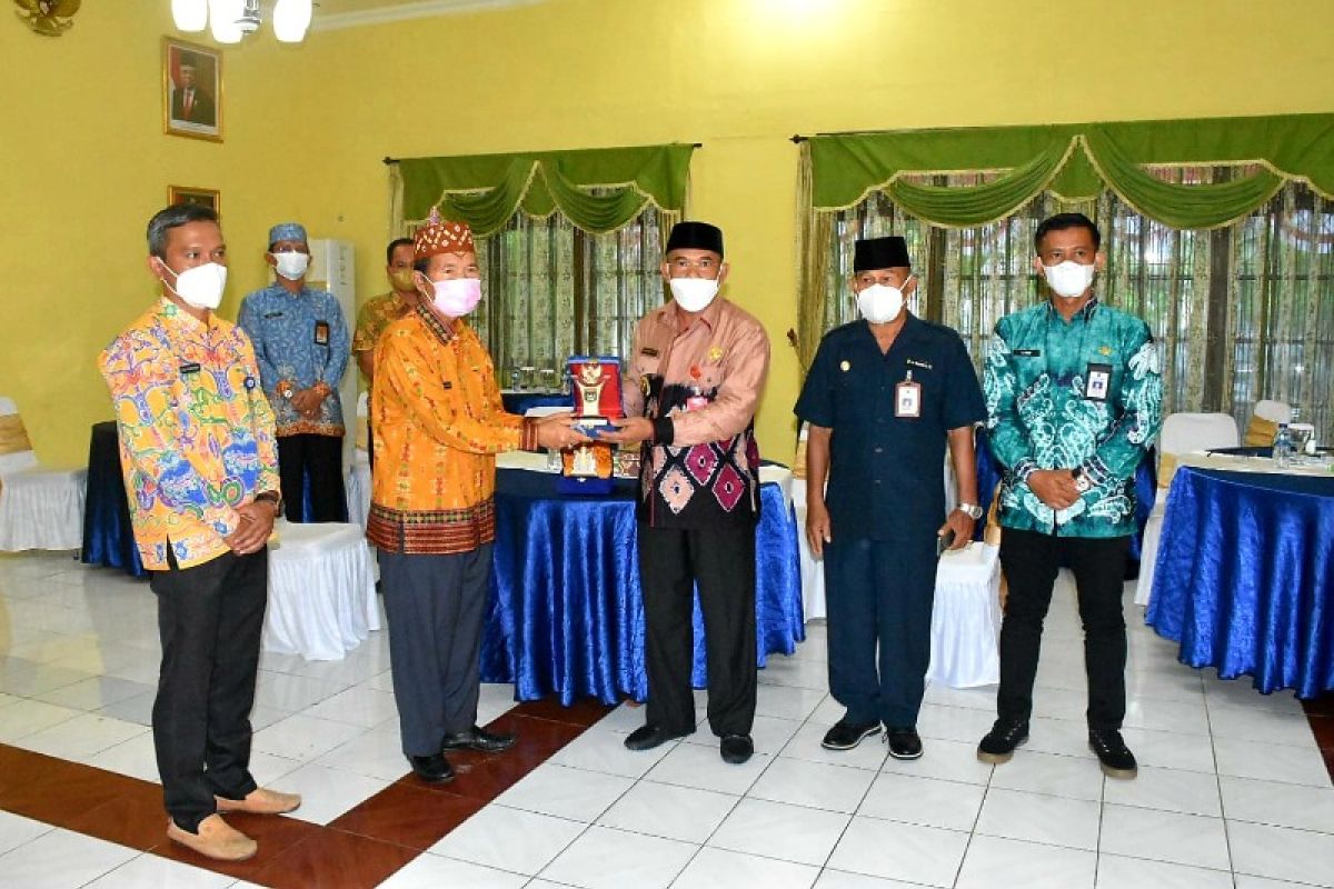 Pemkab Tanah Bumbu kaji pelaksanaan program bansos di Kapuas