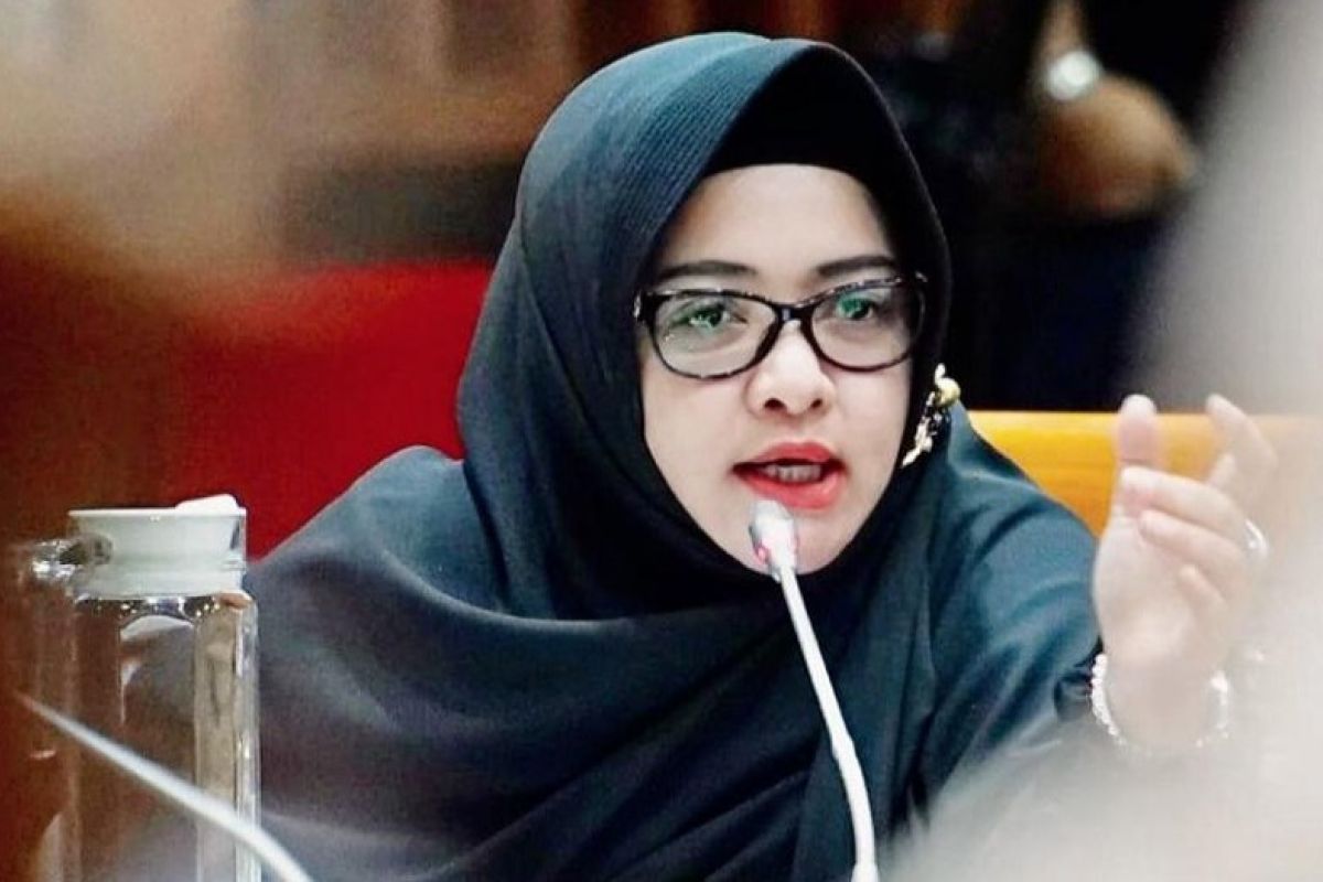 Dewi Aryani gandeng Kemenkes gelar vaksinasi massal di Tegal