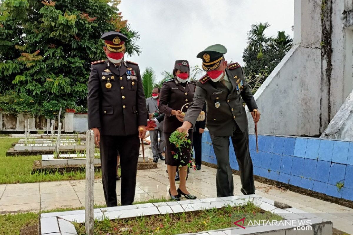 Dandim Boven Digoel ziarah nasional  di TMP Perintis Kemerdekaan