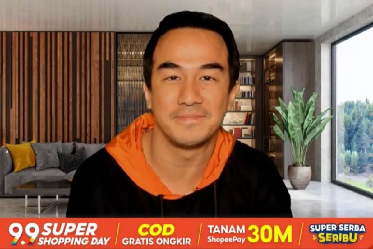 Joe Taslim ditunjuk jadi duta merek brand ambassador Shopee