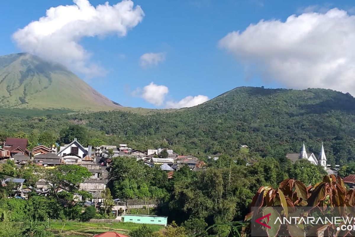 PVMBG rekomendasikan jangan ada aktivitas di Kawah Gunung Lokon Sulut