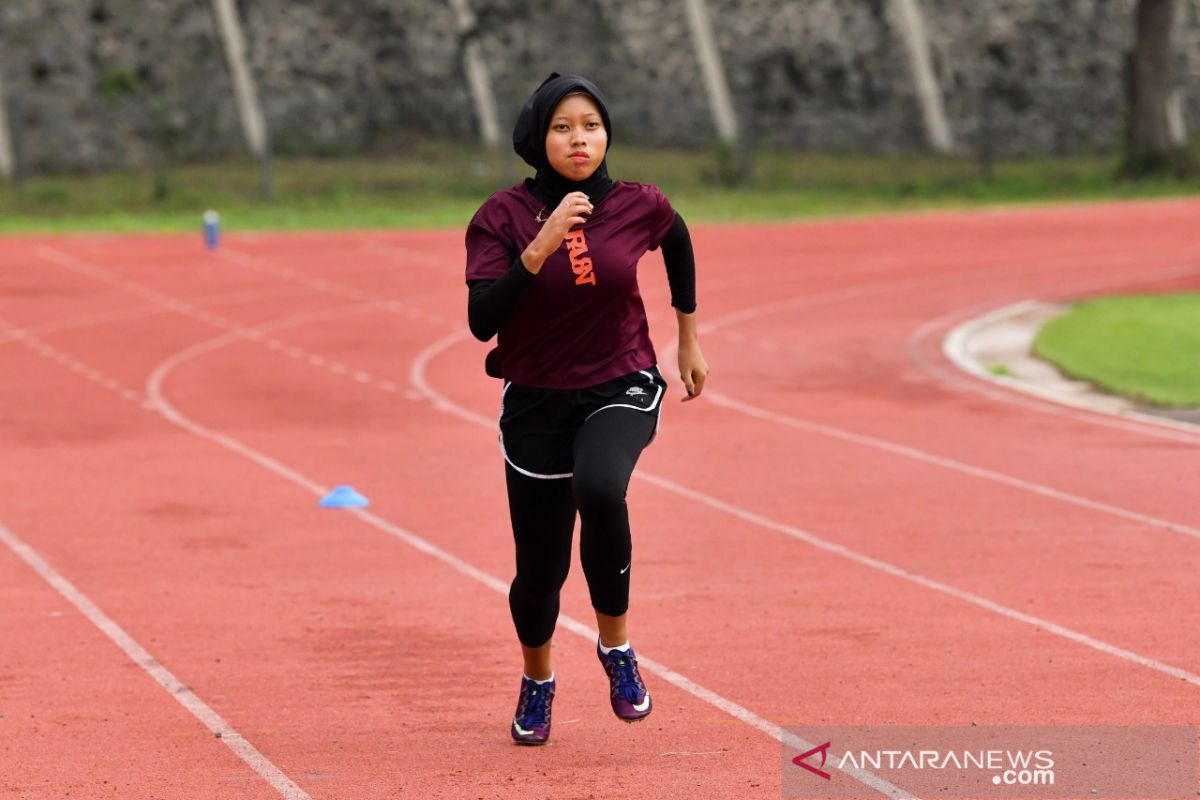 Dikepung tiga pelari Italia, Karisma Evi gagal sumbang medali lari 100m