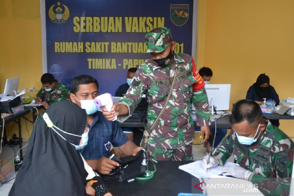 Kodam XVII/Cenderawasih gelar serbuan vaksinasi massal warga Papua