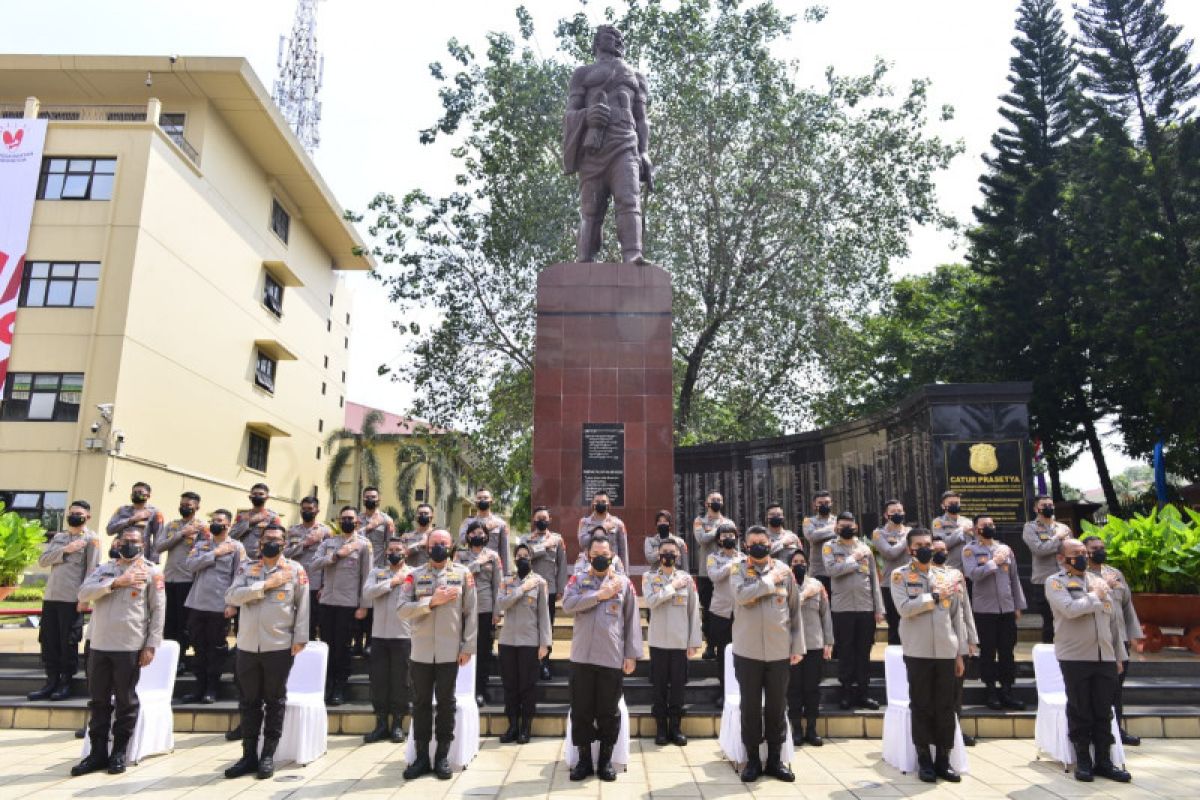 Kapolri harap perwira penerima beasiswa LPDP bantu bangun Indonesia