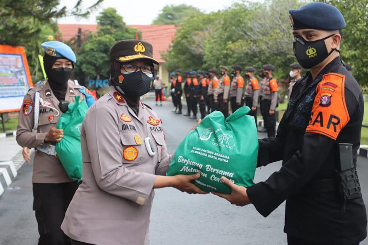 Polda Kalteng terjunkan Tim SAR ke lokasi banjir di Katingan