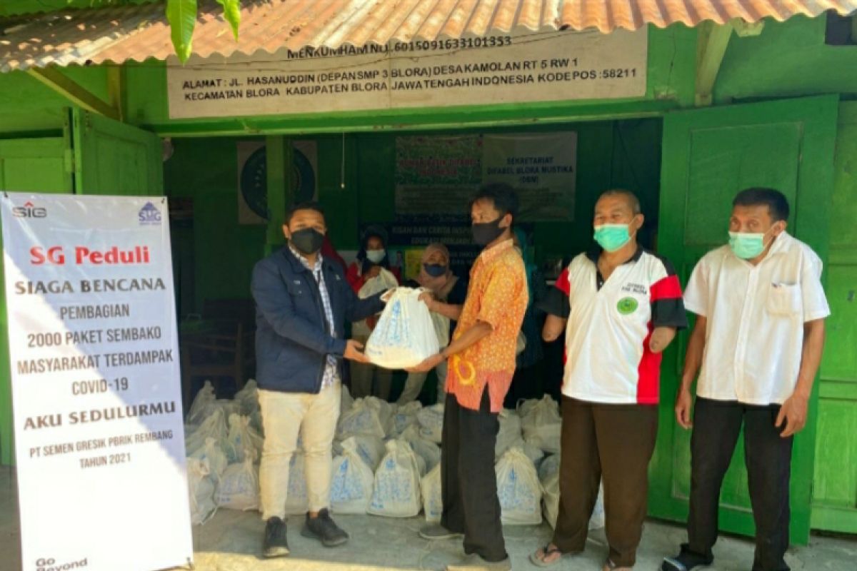 SG salurkan 2.000 paket sembako bagi warga terdampak COVID-19 di Rembang