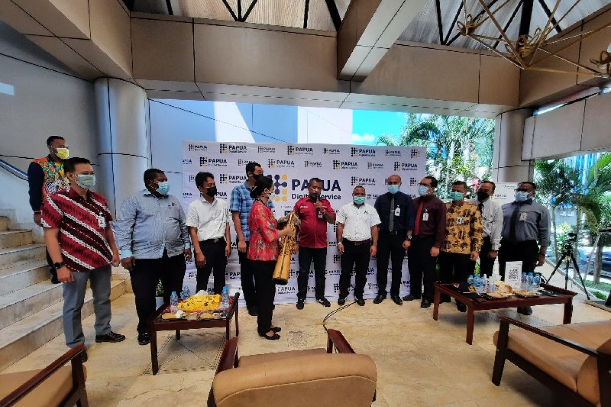 Bank Papua meluncurkan layanan perbankan berbasis digital