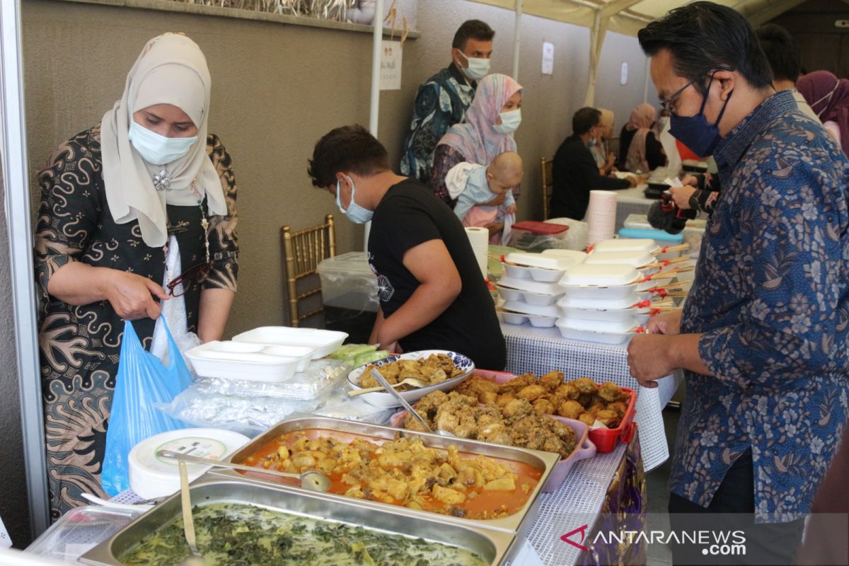 KJRI Istanbul mengangkat UKM kuliner milik diaspora di 'Indonesian Day'