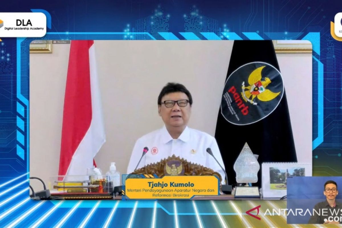 Tjahjo Kumolo sebut transformasi digital tuntut orang miliki keahlian digital