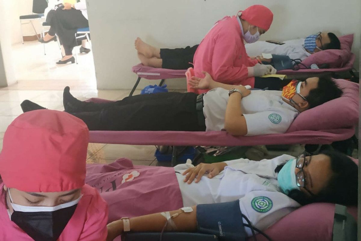 Aksi donor darah, Duta BPJS Kesehatan ingin bantu selamatkan nyawa sesama