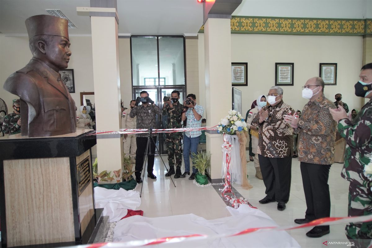 Cucu Soekarno lolos jadi anggota DPR RI usai Sri Rahayu-Arteria Dahlan mundur