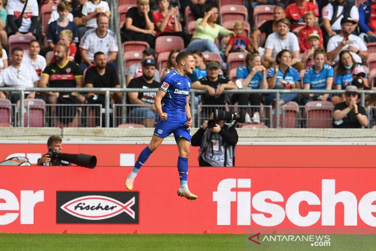 Leverkusen permalukan Stuttgart 3-1