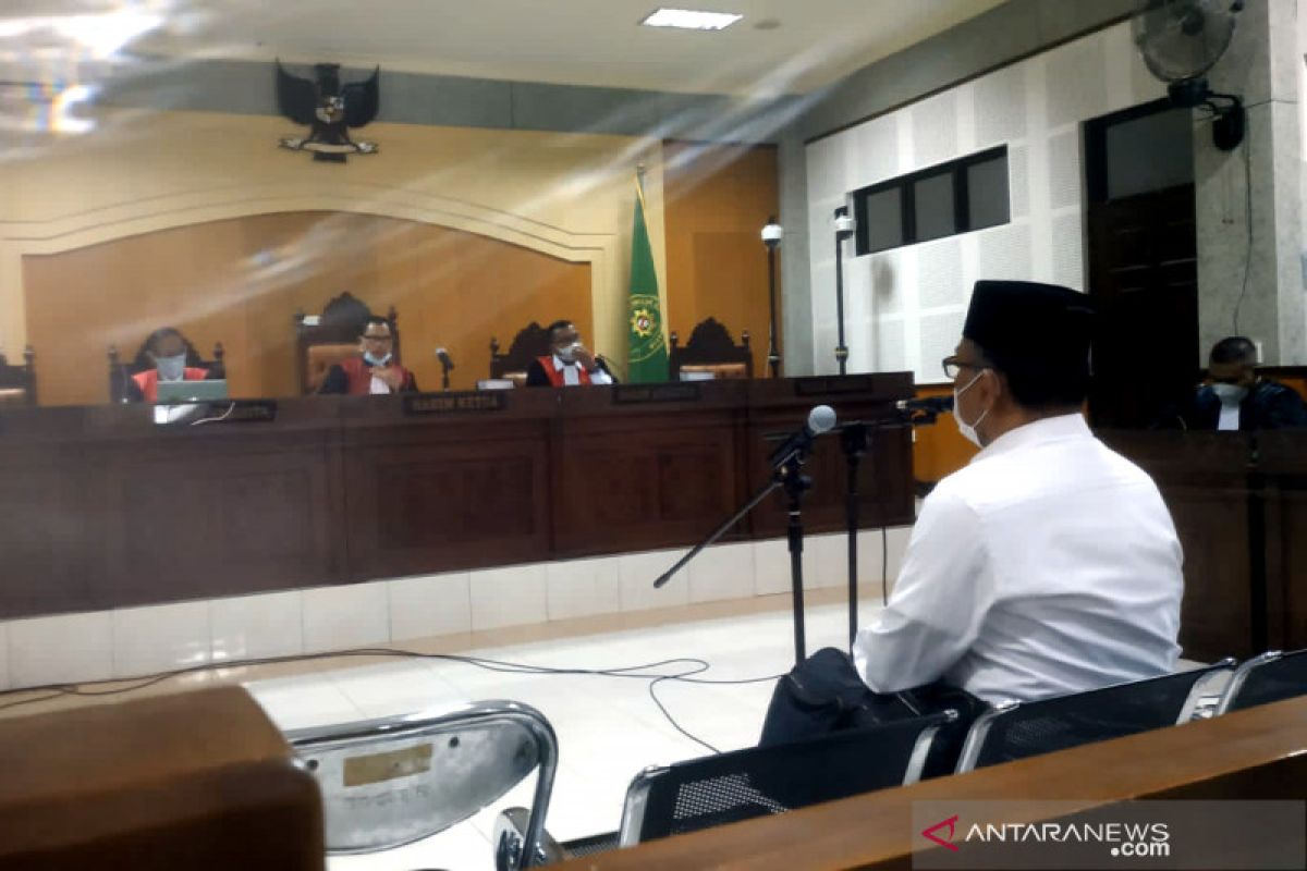 Hakim tolak eksepsi mantan Kepala Distabun NTB