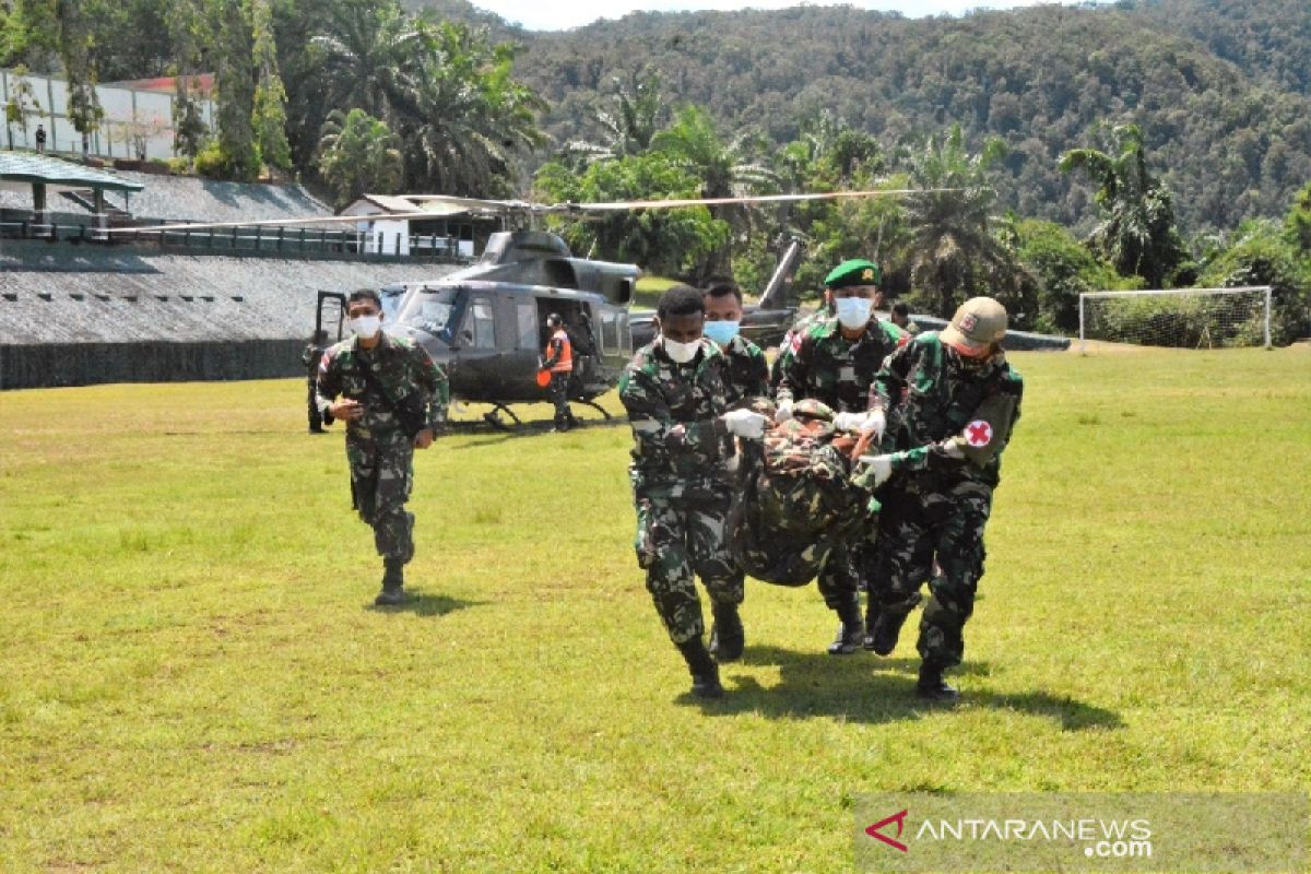 Satu prajurit TNI gugur saat amankan evakuasi jenazah nakes korban kekejaman KST