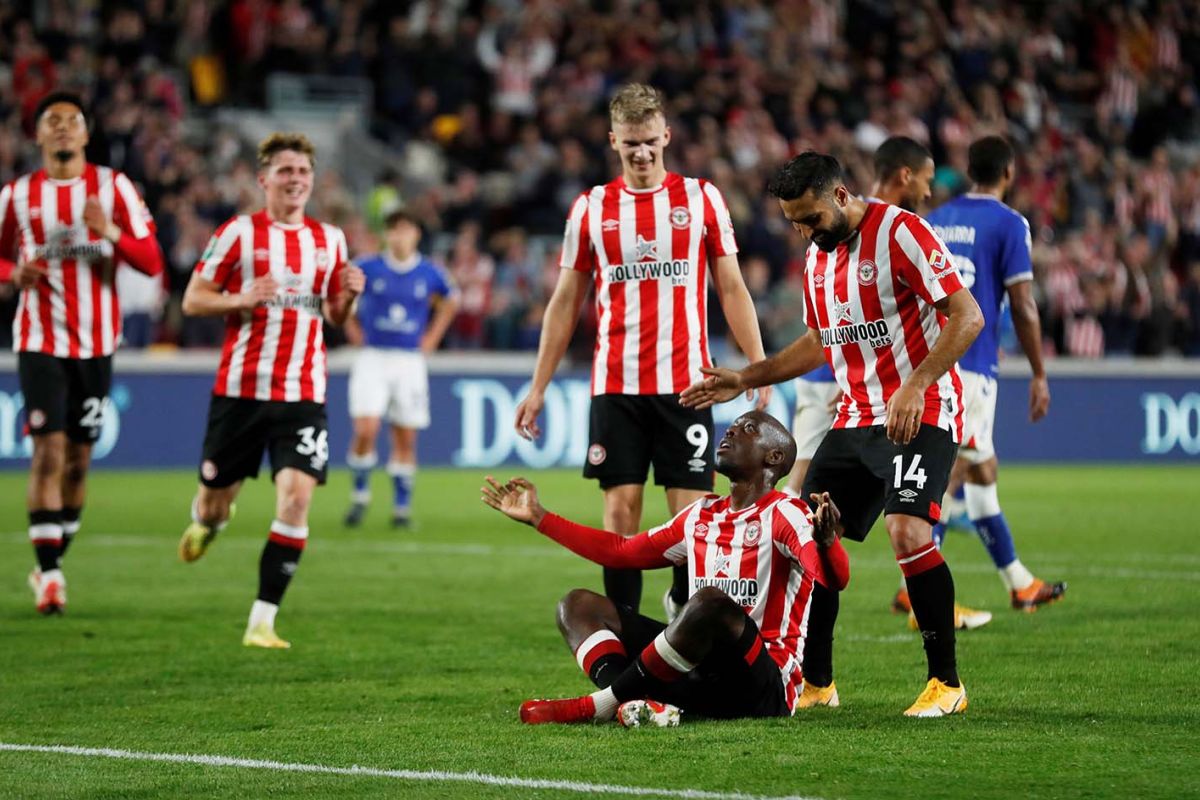 Tawaran Newcastle untuk Yoane Wissa ditolak Brentford