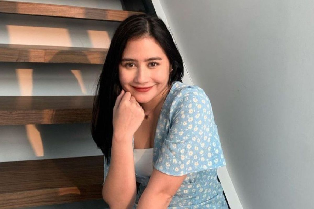 Aktris Prilly Latuconsina berkepribadian "Compliance", apa artinya?