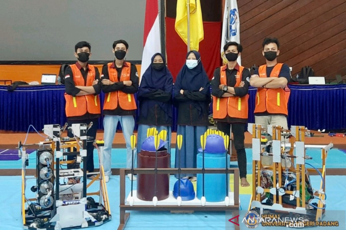 Prestasi diraih UKRO KM UNP pada Kontes Robot Indonesia