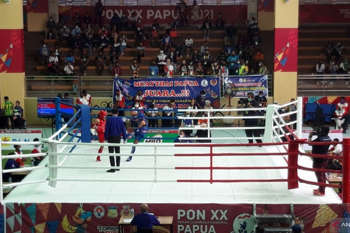 Riau tantang Jabar di partai final Muaythai kelas 43 kilogram tarung putri